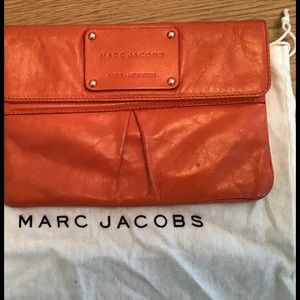 Mac Jacobs orange wristlet purse